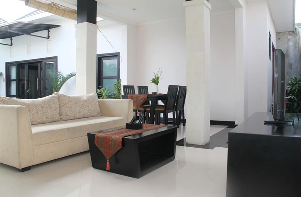 La Villais Kamojang Hotel Seminyak Kamer foto
