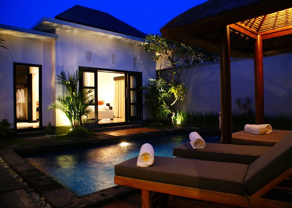 La Villais Kamojang Hotel Seminyak Buitenkant foto