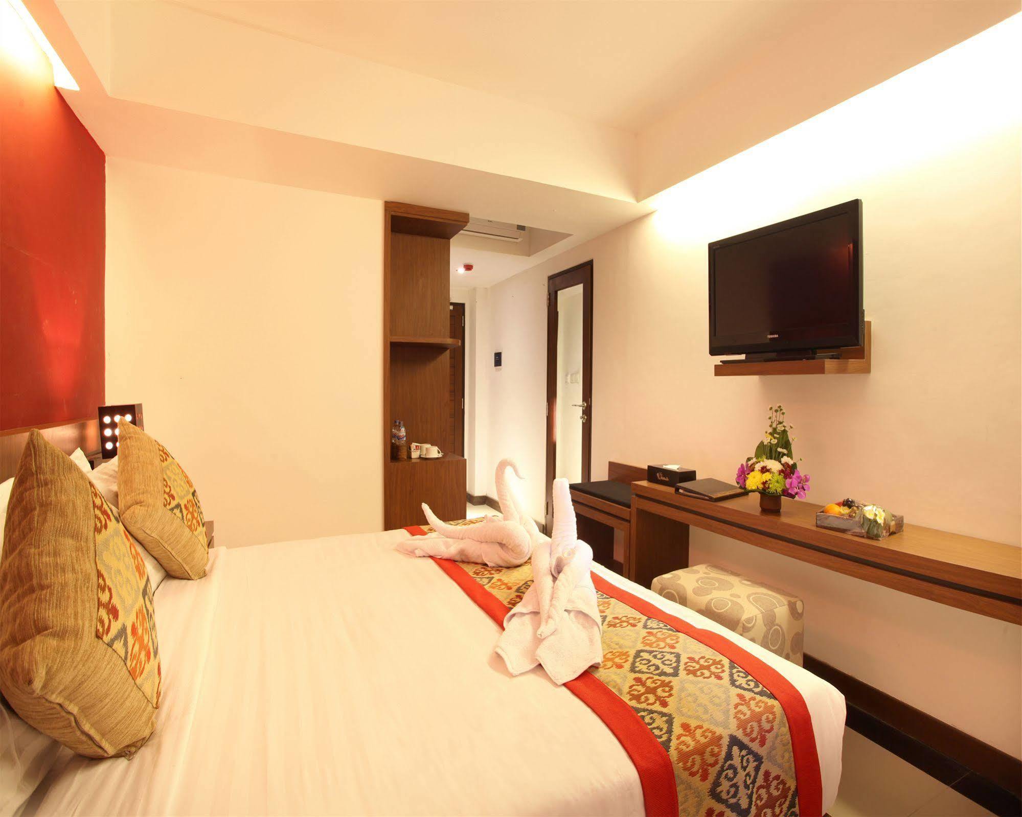 La Villais Kamojang Hotel Seminyak Buitenkant foto