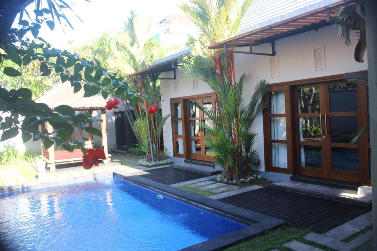 La Villais Kamojang Hotel Seminyak Buitenkant foto
